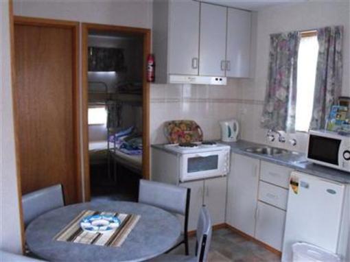 фото отеля Macedon Caravan Park Cabins