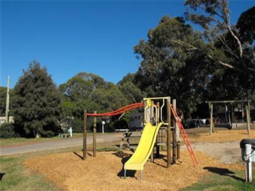 фото отеля Macedon Caravan Park Cabins