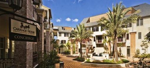 фото отеля Carriage House Suites