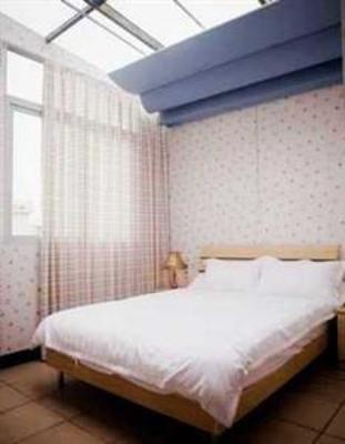 фото отеля Yijiuyisu Hostel