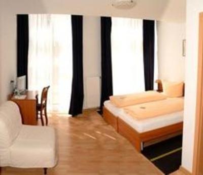 фото отеля Hotel Heuschober
