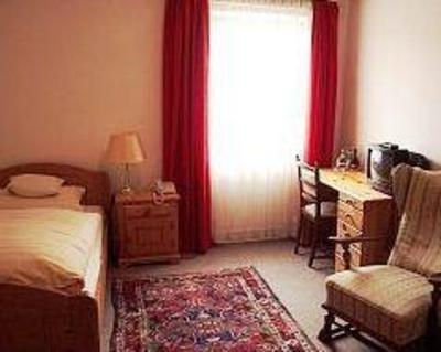 фото отеля Hotel Zur Krone Bad Pyrmont