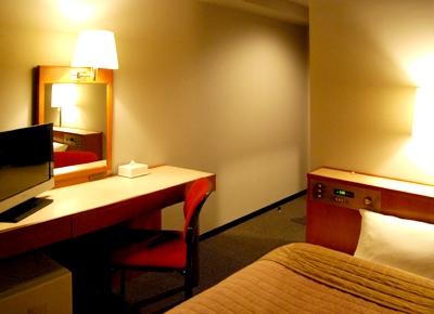 фото отеля Hotel Livemax Hiratsuka Ekimae