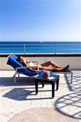 фото отеля Hotel Parigi Bordighera