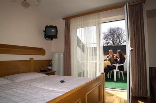 фото отеля Hotel Gasthof Bruggler Radstadt