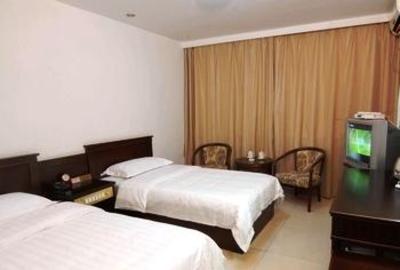 фото отеля Tianyue Hotel