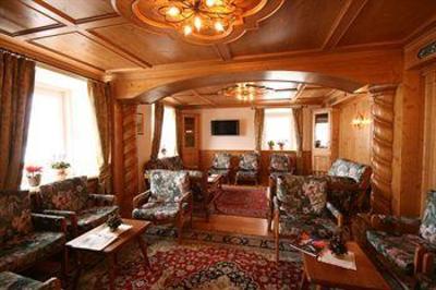 фото отеля Hotel Des Alpes Cortina d'Ampezzo
