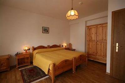 фото отеля Hotel Des Alpes Cortina d'Ampezzo
