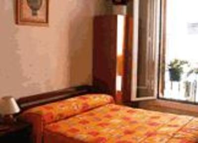 фото отеля Pension San Jose Salamanca