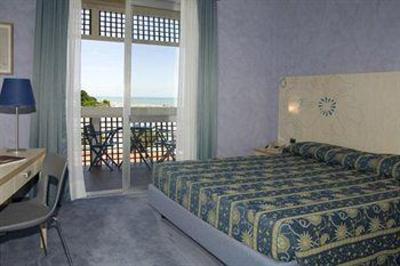 фото отеля Hotel San Giorgio Caorle