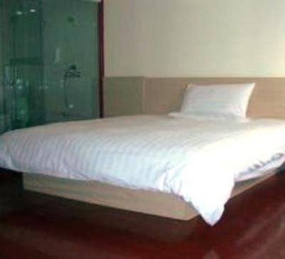 фото отеля Hanting Express Nantong Yaogang Road