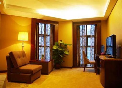 фото отеля Xingwei Huatian Hotel