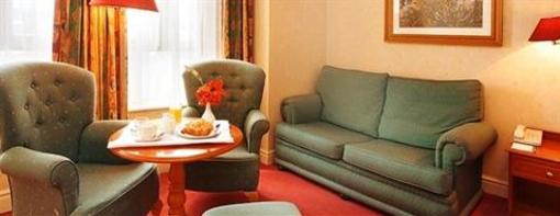 фото отеля The Pearse Hotel