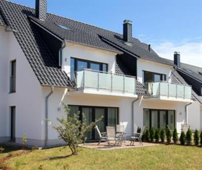фото отеля Paradies Rugen Ferienwohnungen Hotel