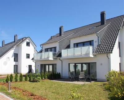 фото отеля Paradies Rugen Ferienwohnungen Hotel