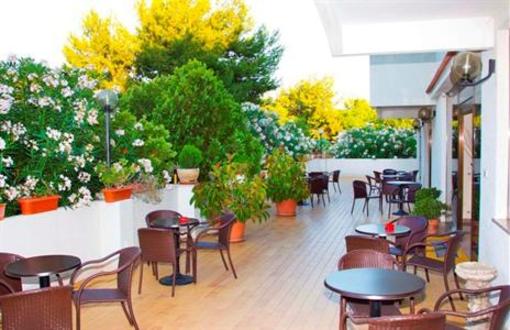 фото отеля Hotel Cristalda