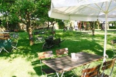 фото отеля Hotellerie Waldesruh Wallerfangen
