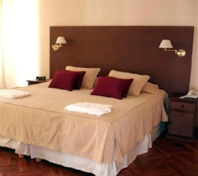 фото отеля Hotel Los Sauces