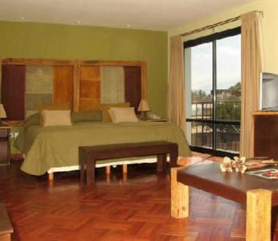 фото отеля Hotel Los Sauces