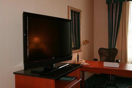 фото отеля Hilton Garden Inn Shoreview