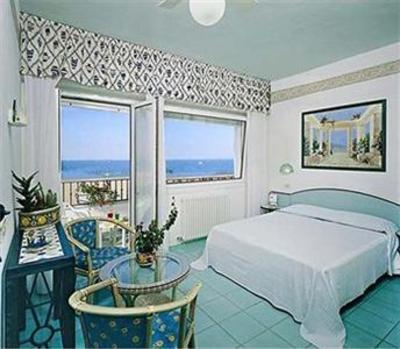 фото отеля Luxor Beach Hotel Cattolica