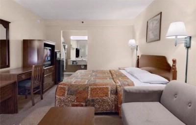 фото отеля Country Hearth Inn Madison (Georgia)