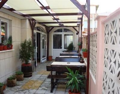 фото отеля Family Hotel Rodos House