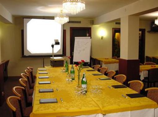 фото отеля Hotel Alpes & Rhone