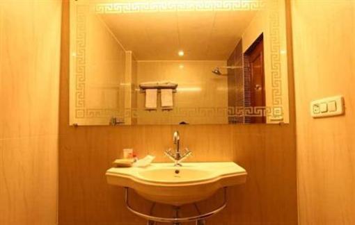фото отеля Hotel KLG International