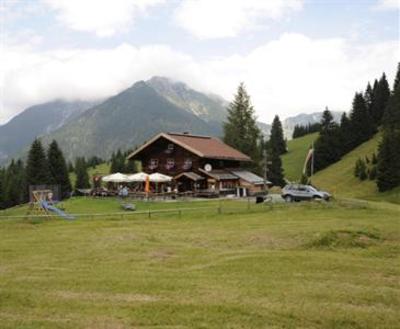 фото отеля Alpenperle Berwang