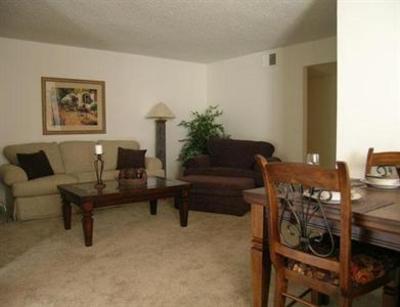 фото отеля The Barrington Regent Apartments Phoenix