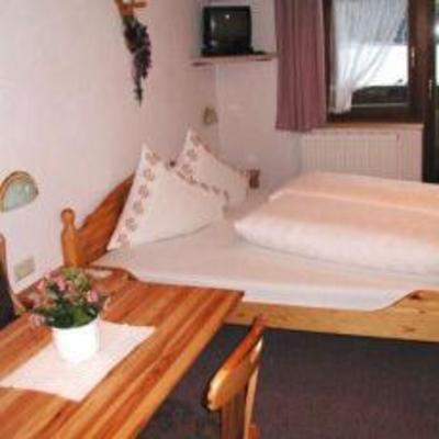 фото отеля Kneissl's ban Guesthouse Umhausen
