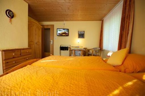 фото отеля Gasthaus & Pension Heidehof Soltau
