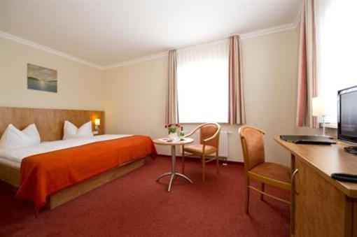 фото отеля Residenz zum Südstrand Hotel Gohren