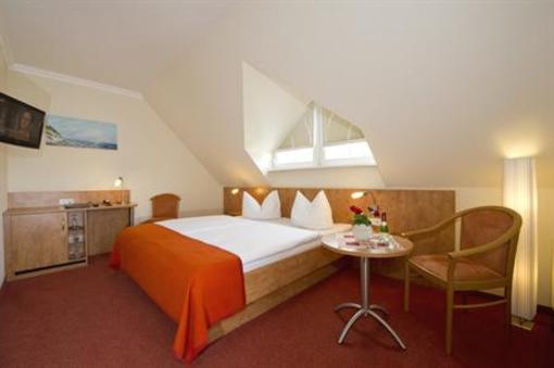 фото отеля Residenz zum Südstrand Hotel Gohren