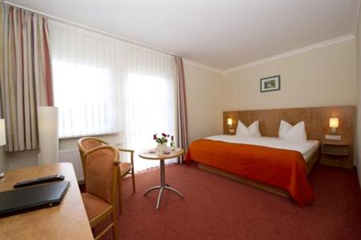 фото отеля Residenz zum Südstrand Hotel Gohren