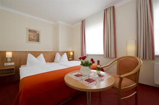 фото отеля Residenz zum Südstrand Hotel Gohren