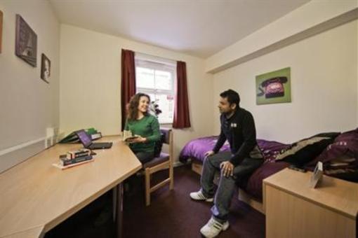фото отеля Snowdon Hall Student Accommodation Wrexham