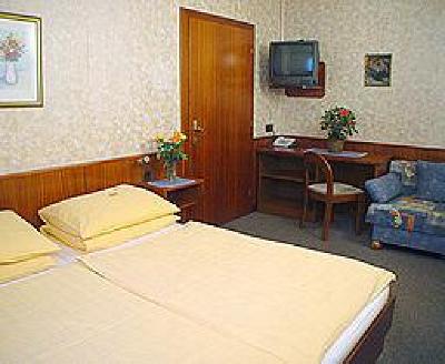 фото отеля Strebersdorferhof Hotel