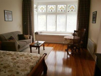 фото отеля Huonville Guesthouse