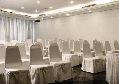 фото отеля Liau Hotels Park Suits
