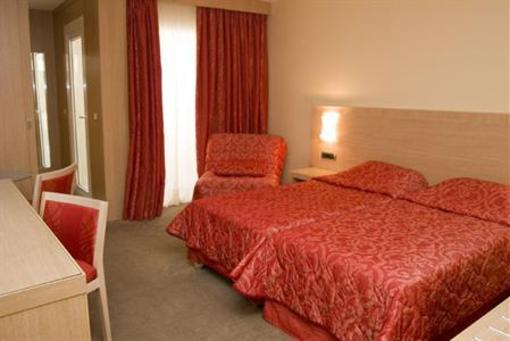 фото отеля Le Rocher Hotel