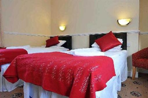 фото отеля Crown Hotel Brackley