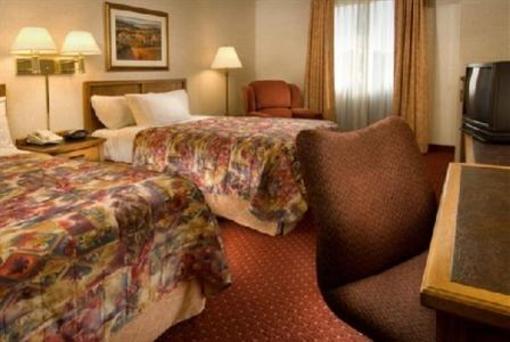 фото отеля Pear Tree Inn Terre Haute