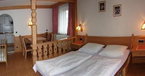 фото отеля Apartment & Zimmer Pension Sonnenhof