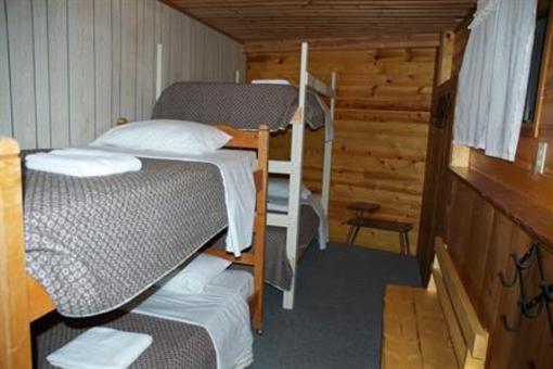 фото отеля Quadra Island Boutique Hostel