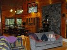 фото отеля Quadra Island Boutique Hostel