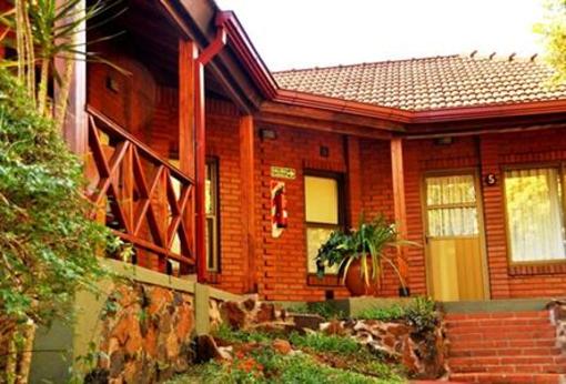 фото отеля Complejo Supara Cataratas Bungalows Puerto Iguazu