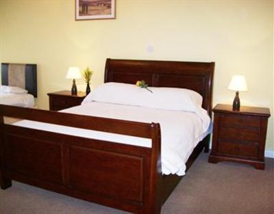 фото отеля Shines Guesthouse