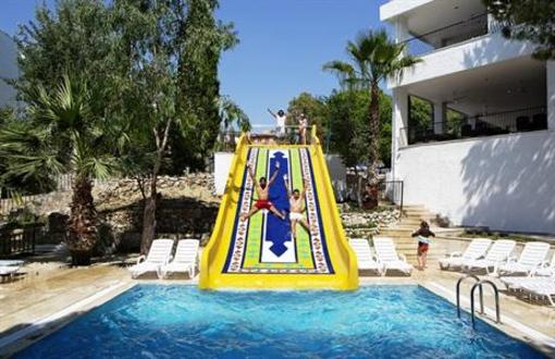 фото отеля Larissa Beach Club